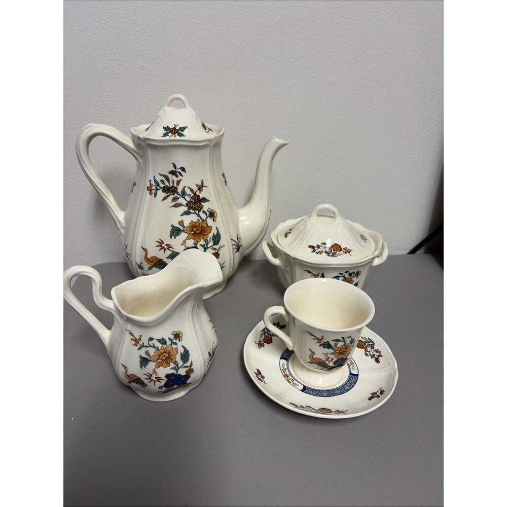 Wedgwood Chinese Teal 5 pc Tea Pot, Sugar, Creamer, Cup,Saucer England Barlast